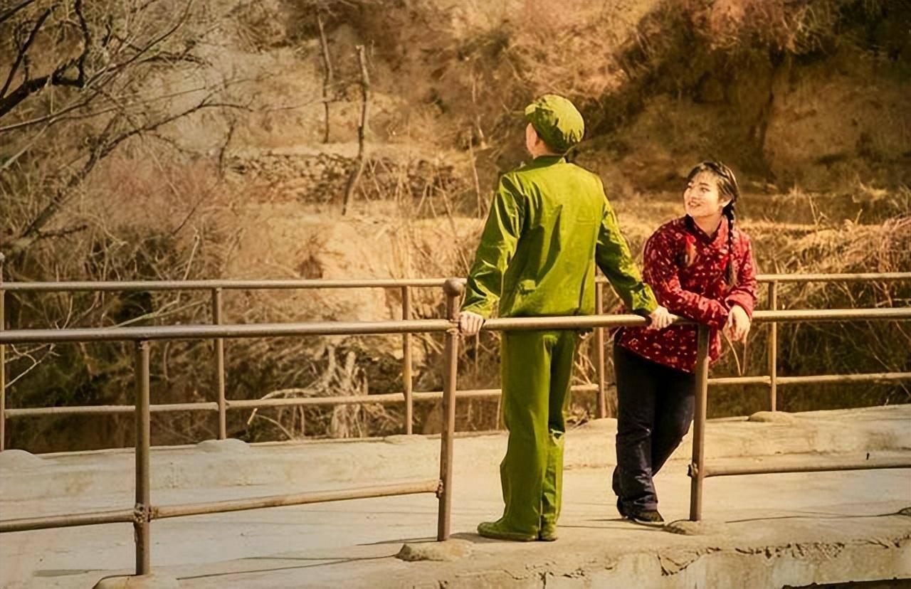 61岁知青重返陕北看望初恋,发现自己竟已子孙满堂:我对不起你