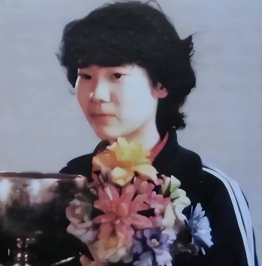 叛逆与荣耀!乒乓女王曹燕华的传奇人生