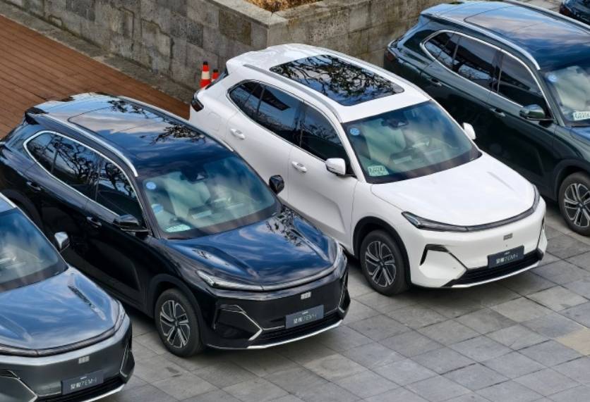 中国“混动SUV”成绩单：4款车月销破万台，满油满电续航千公里