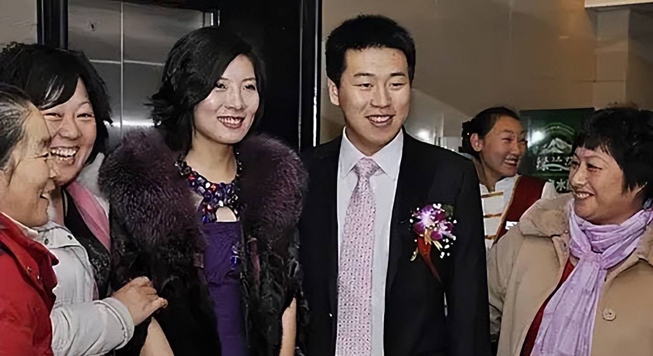 奥运冠军杜丽:与同门师弟相守14年,今仍韵味犹存