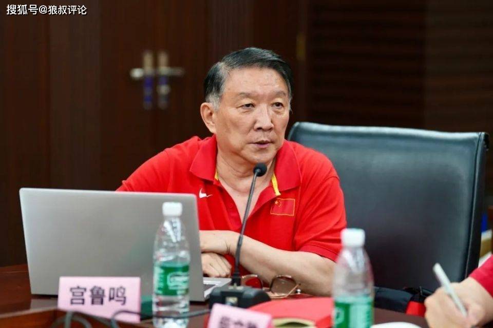 宫鲁鸣领衔中国女篮备战亚洲杯：强化训练与团队精神并重
