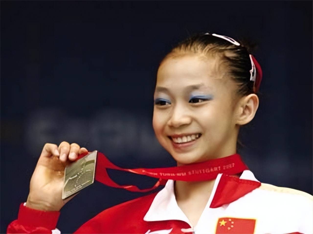 谈到这次经历时,杨伊琳表示:"2008年之后,老队员与新队员之间的交接并