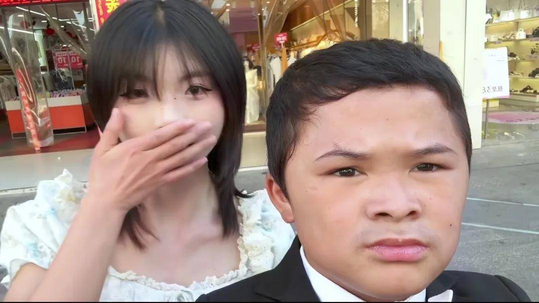 小马云已经18岁，依然被资本裹挟着向前跑，他的真实想法是什么？