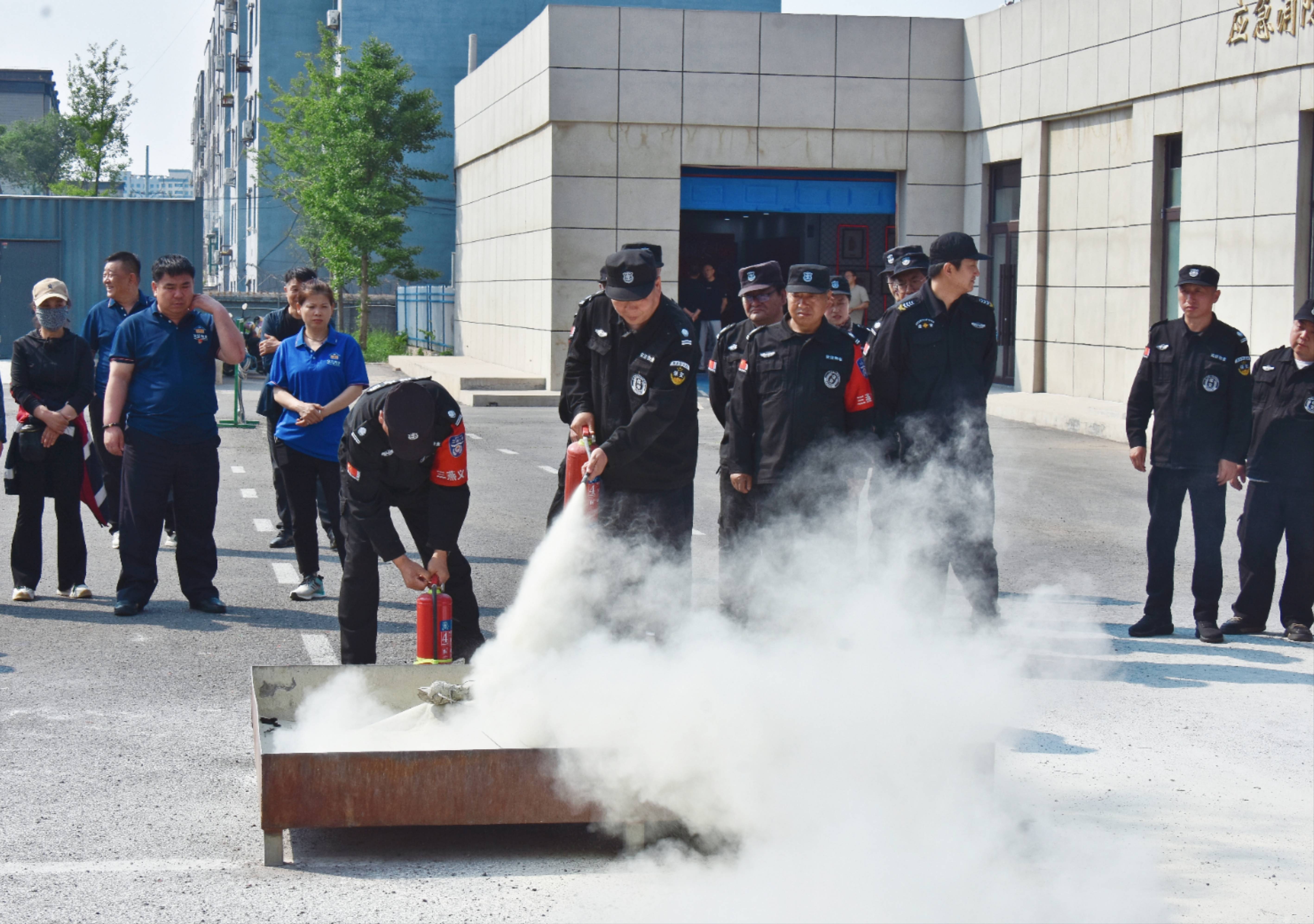 淬炼物业安全尖兵 筑牢城市防火长城