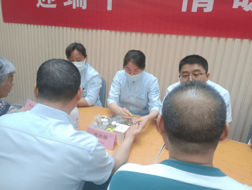 盱眙县退役军人服务站开展“迎端午 情系老兵送健康”活动(图4)