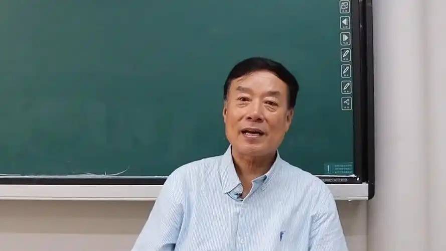 越来越多的大学实施该地区的最终撤离，所有员