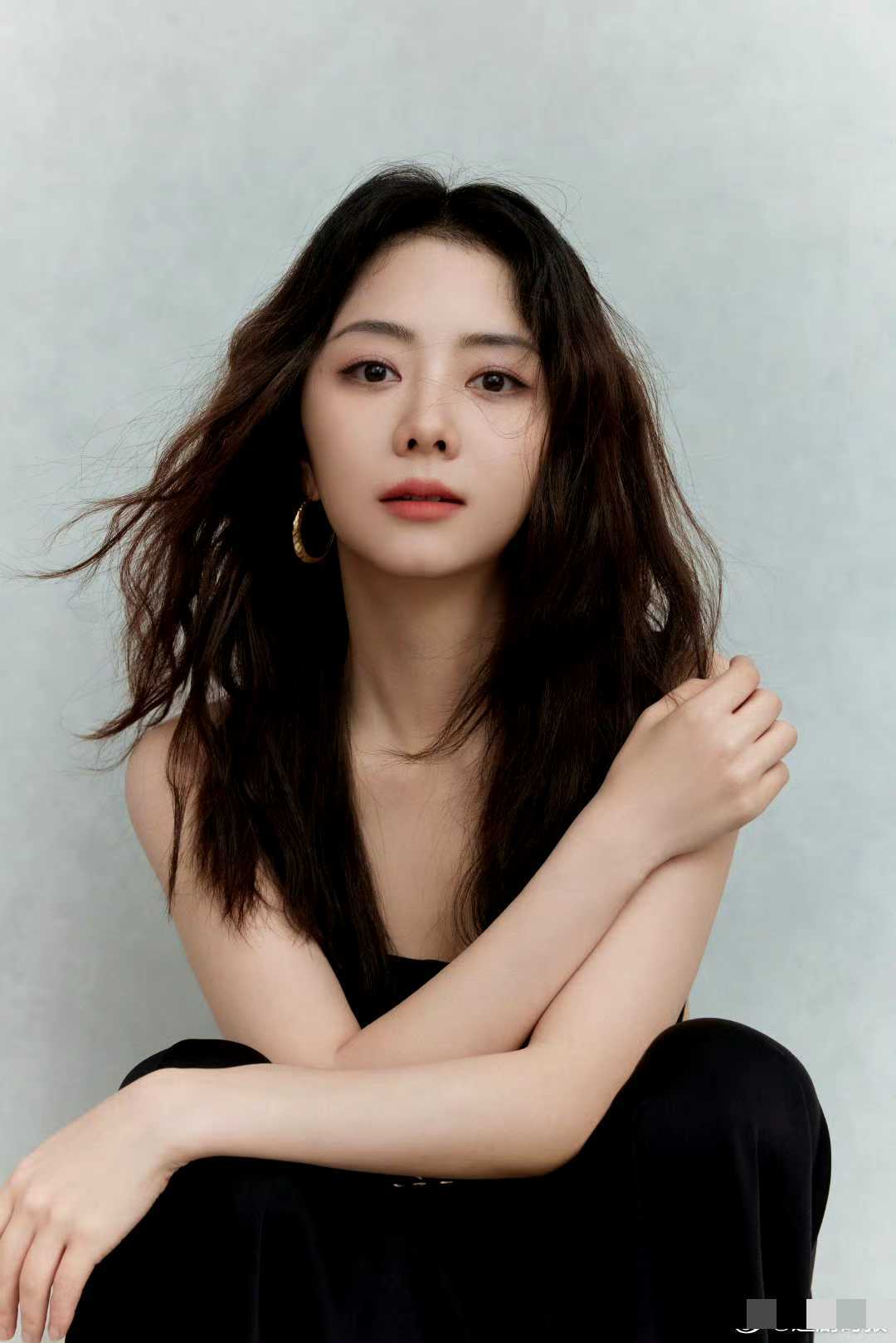 谭松韵35岁生日照从甜美到酷感的华丽蜕变