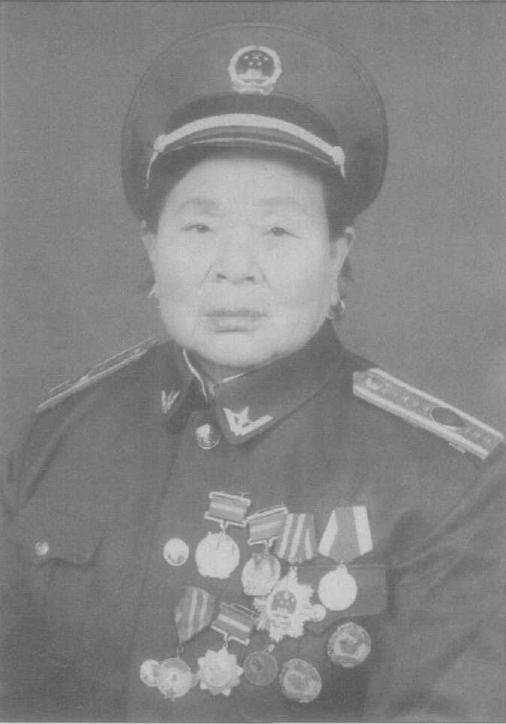 1990年,鄄城县拆迁房屋发现资料,才知收猪老太太竟是抗日女英雄