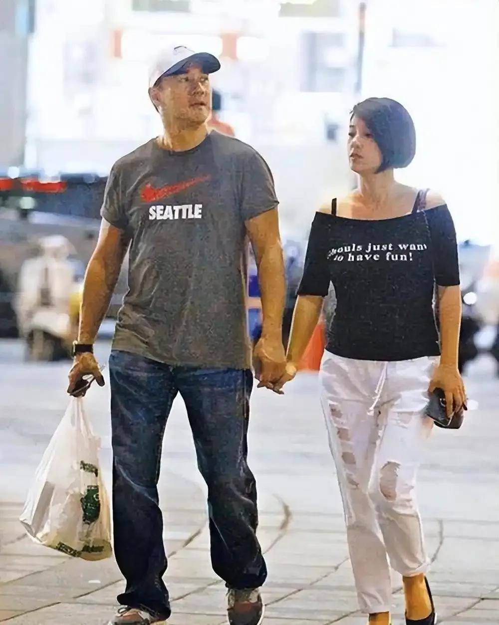 原创吴大维娶了圈外妻子53岁生一女女儿是家里老大