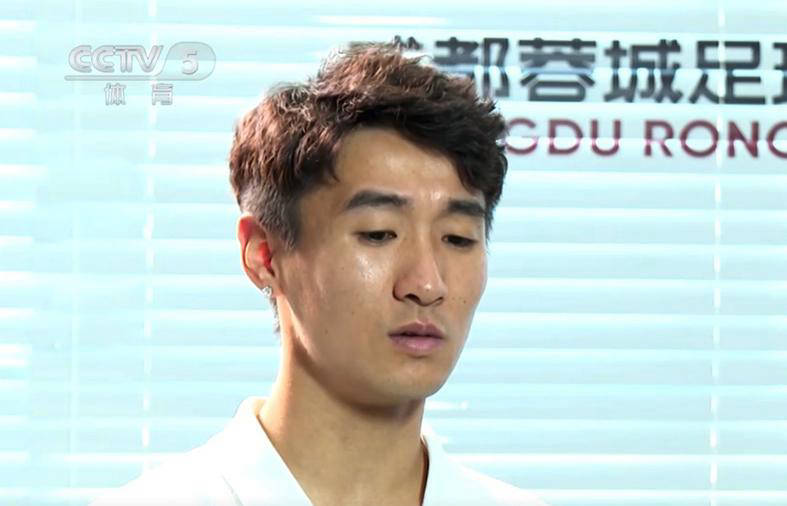 国足生死战：王钰栋替补策略与伊万的战术布局
