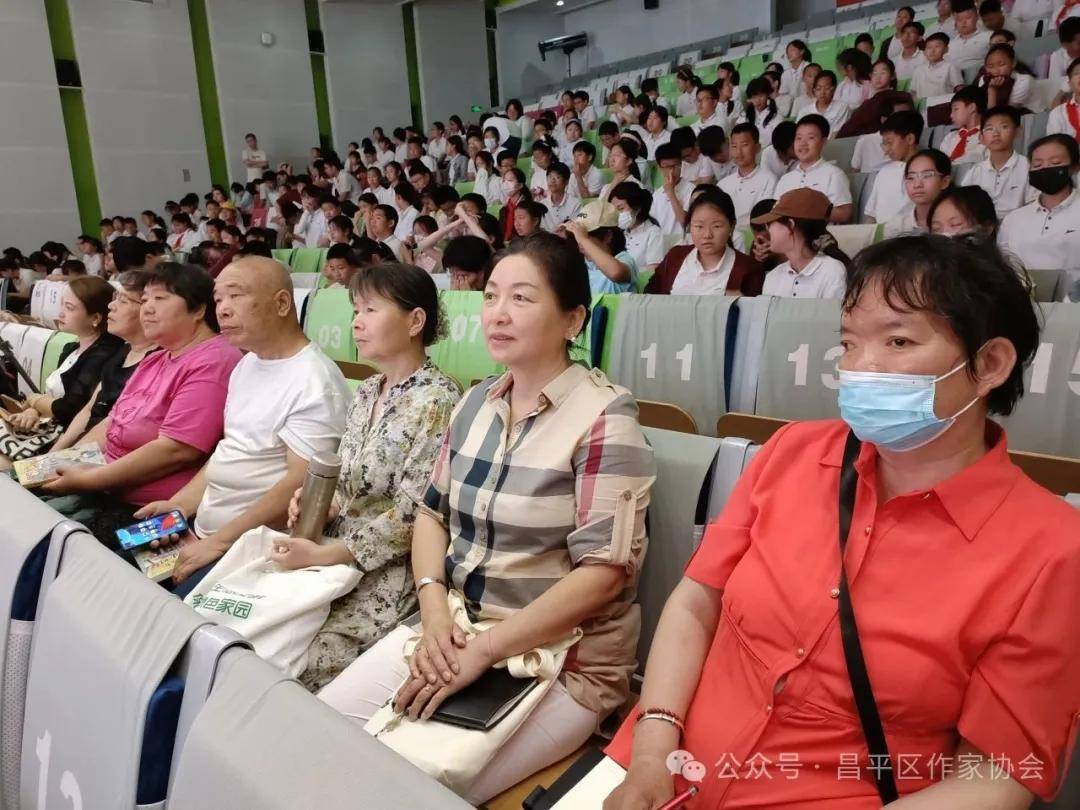 红领巾读书节活动_红领巾读书活动作文_