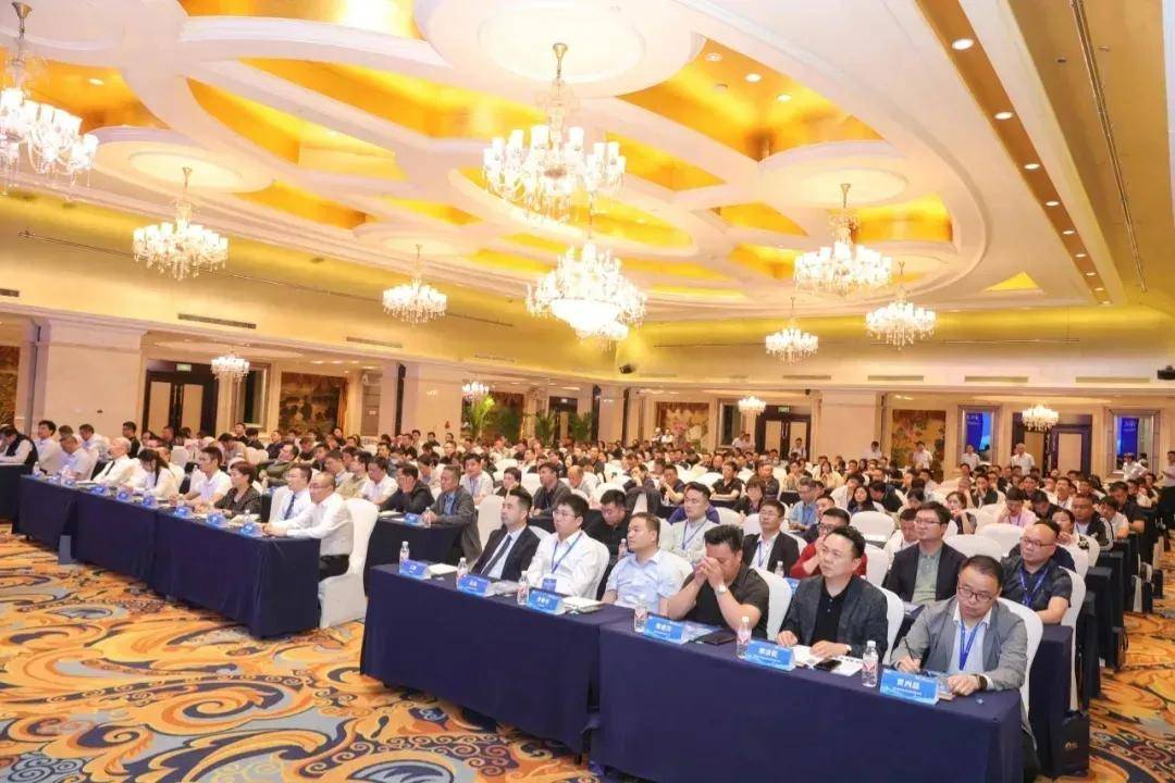 涂上游丨巴德富 “与德同行 力破万卷”再掀破局热潮，6月10日昆明盛会邀您共赴 