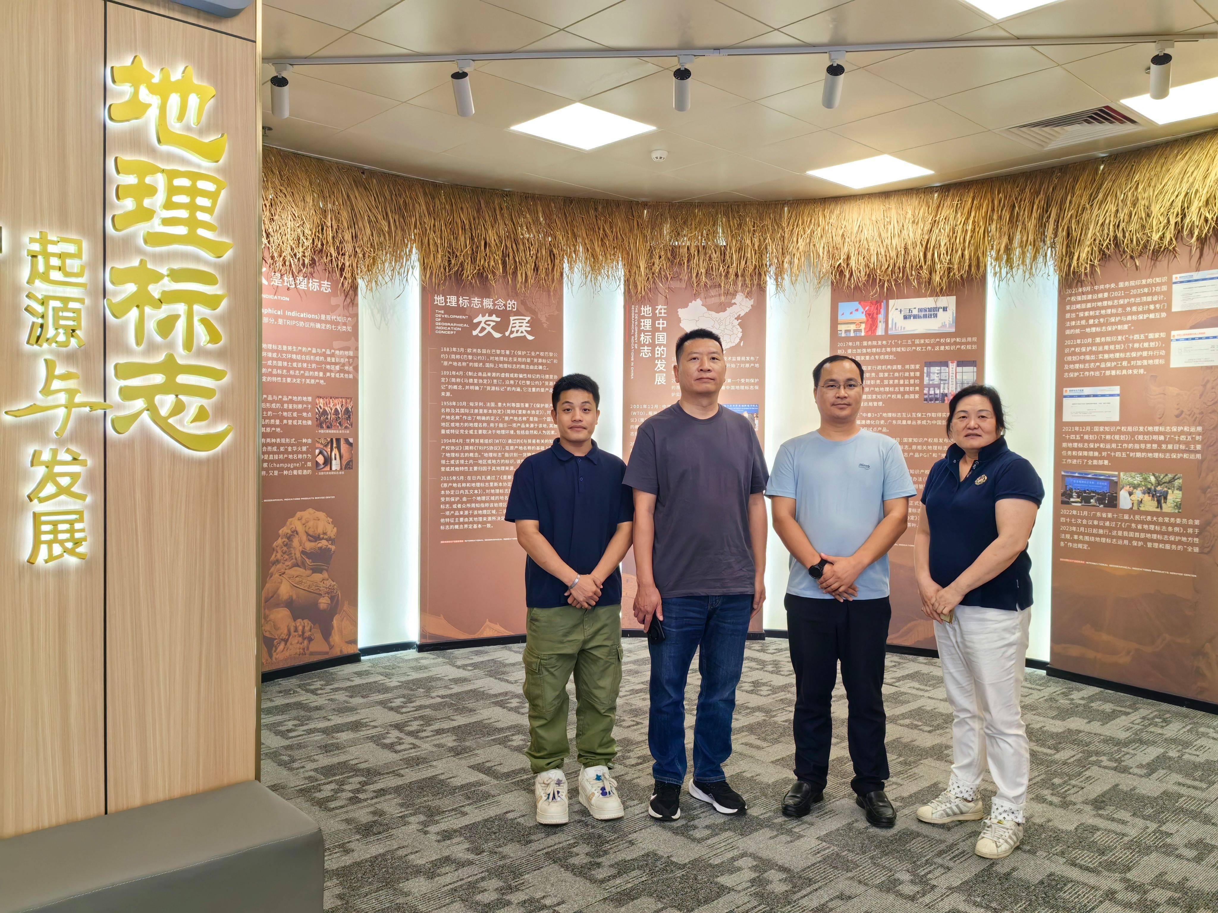 国服酒业到访淘酒坊粤龙庄品牌获国际认证赋能世界酒中国菜战略__国服酒业到访淘酒坊粤龙庄品牌获国际认证赋能世界酒中国菜战略