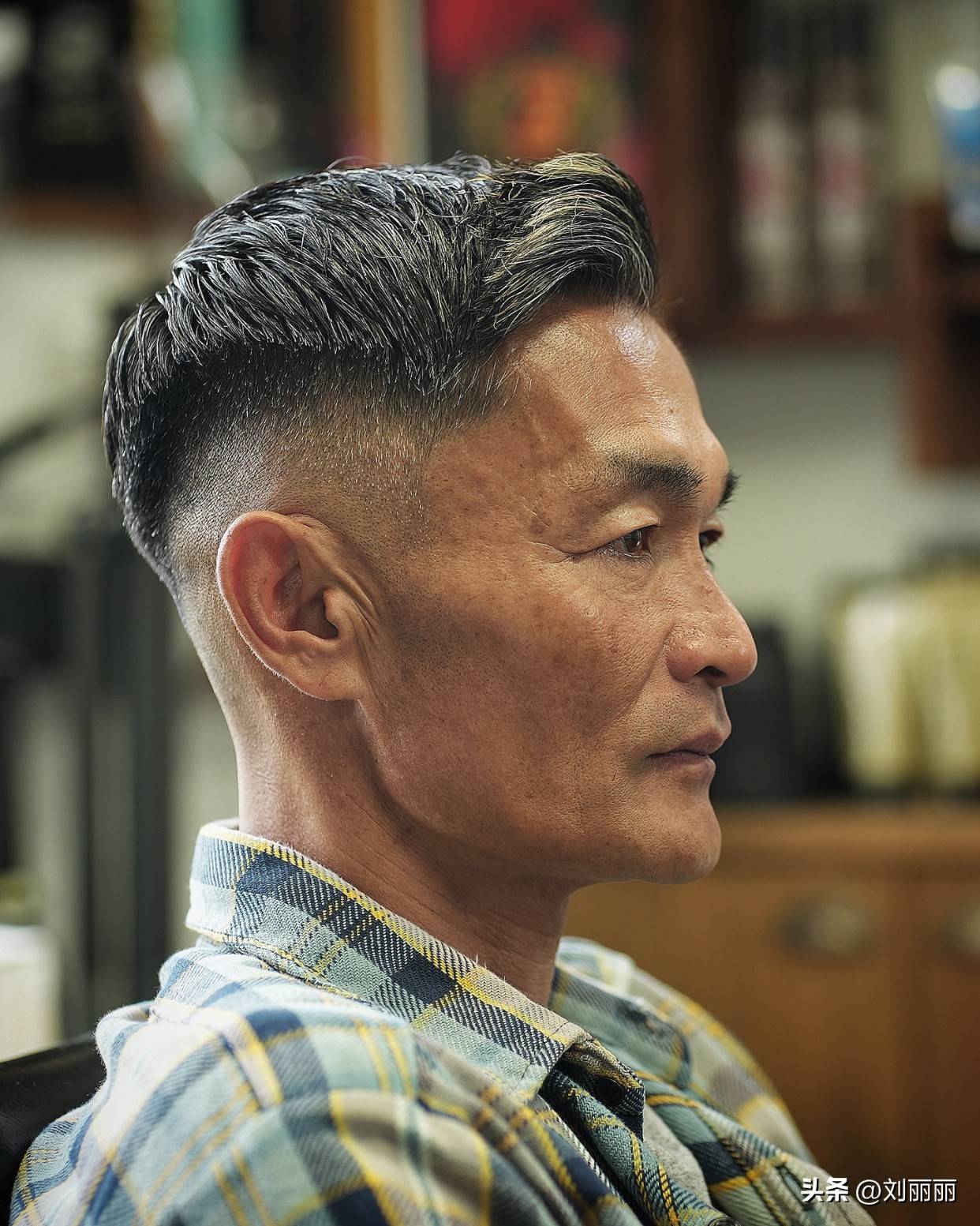 告别千篇一律独特男士发型轻松脱颖而出
