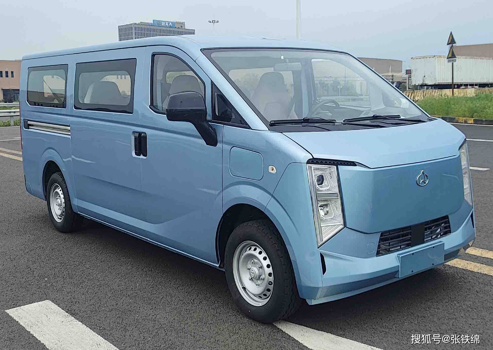 货拉拉多拉乘用版？长安新车申报，侧滑门，车长5095mm，有7/9座