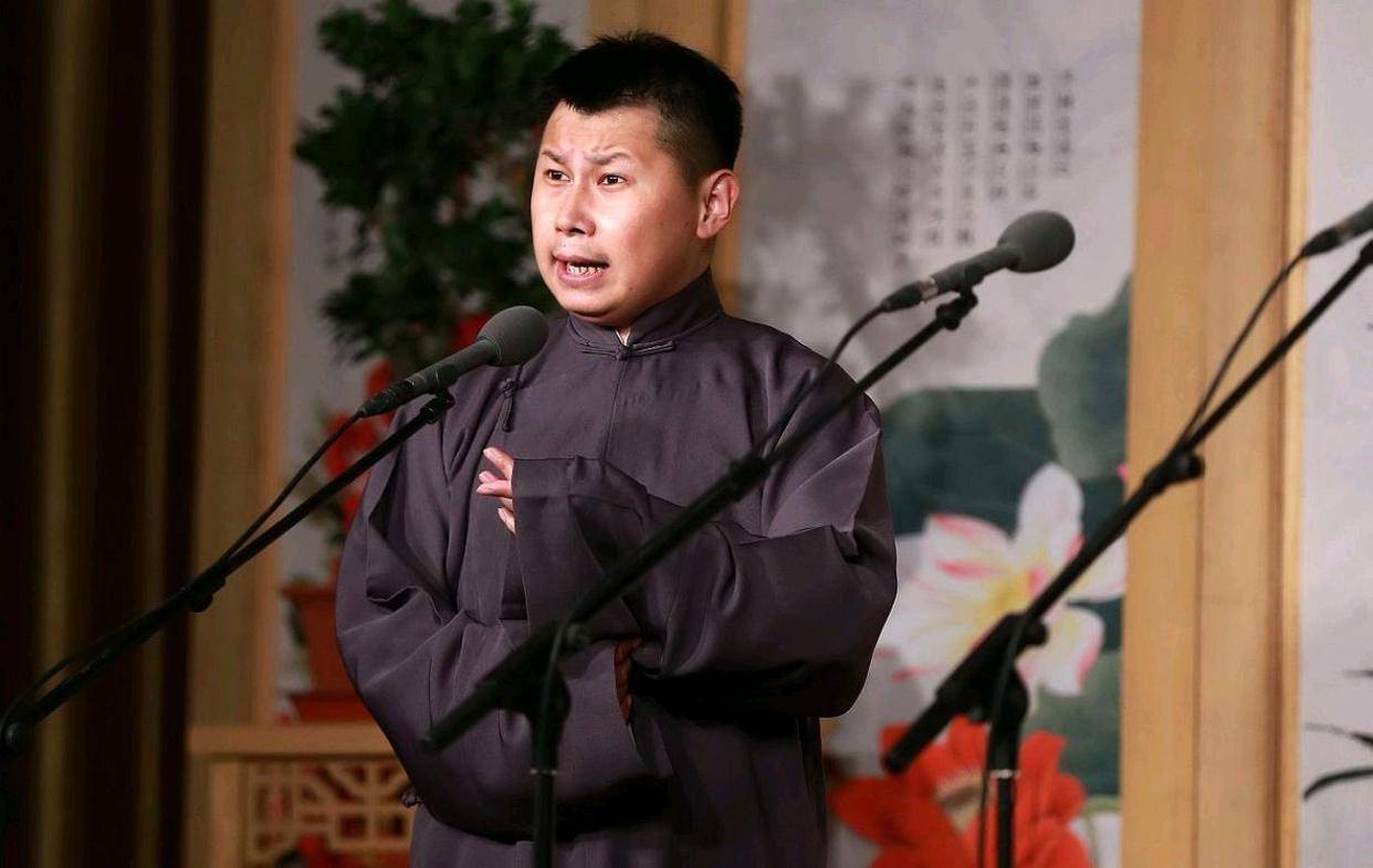 何云伟相声水平究竟如何？能否称同辈天花板引深思