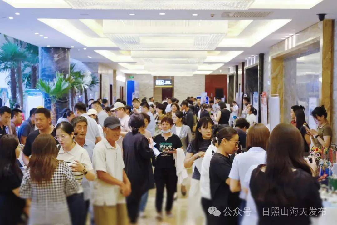 日照山海天这个大集,人气满满!(图5) 日照山海天这个大集,人气满满!(图5)