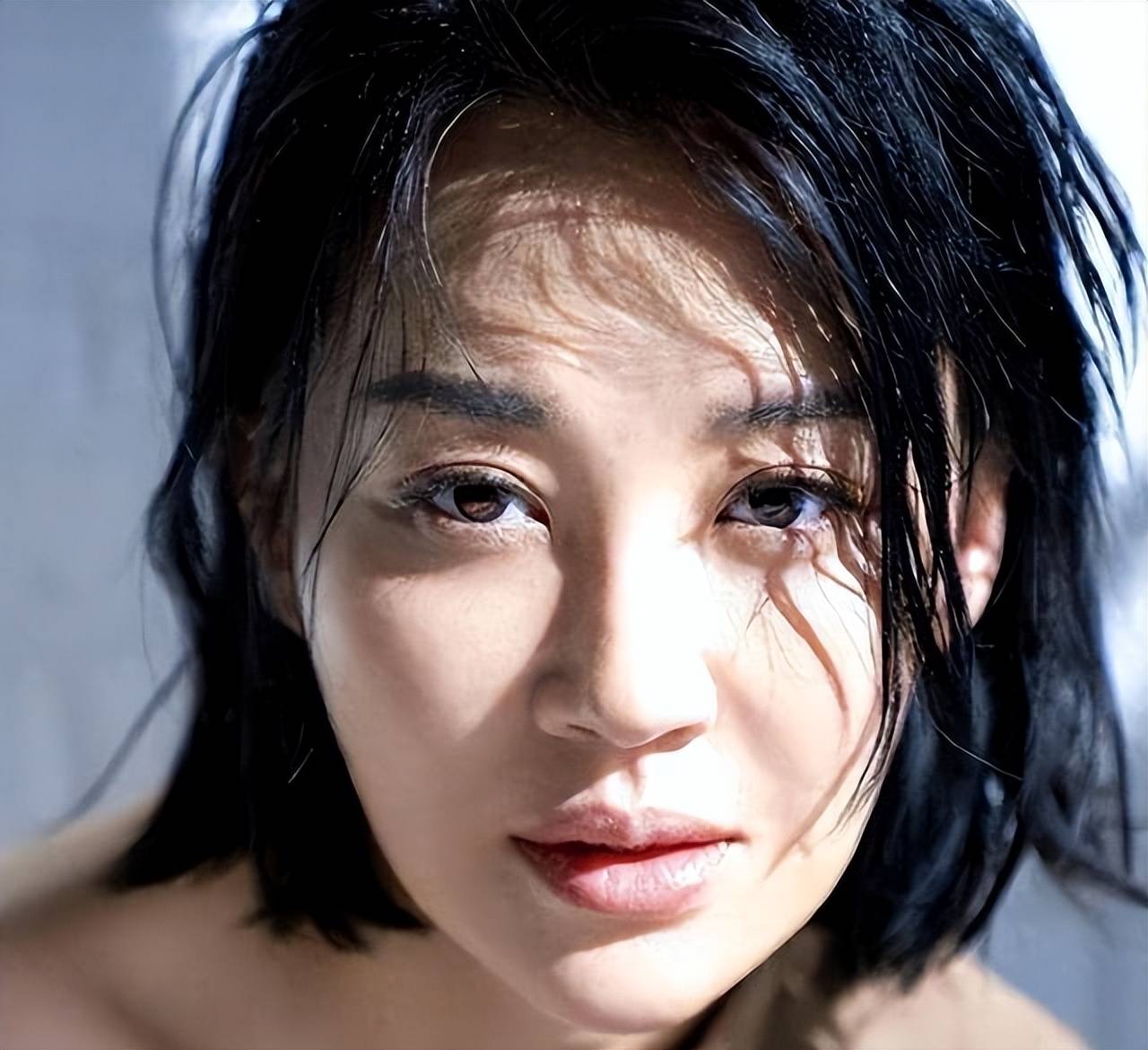 许晴54岁仍单身!老少通吃,撩汉无数,如今状态惊艳众人