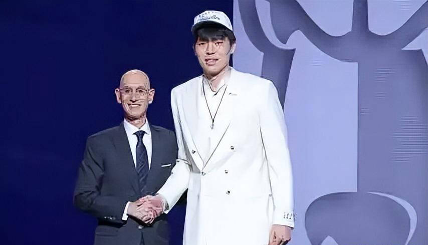 波特兰开拓者选中杨瀚森，意在截胡森林狼？苏群爆料NBA内幕