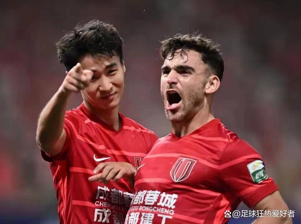 成都蓉城半程总结：辉煌与隐忧并存，球迷为何难以开怀？