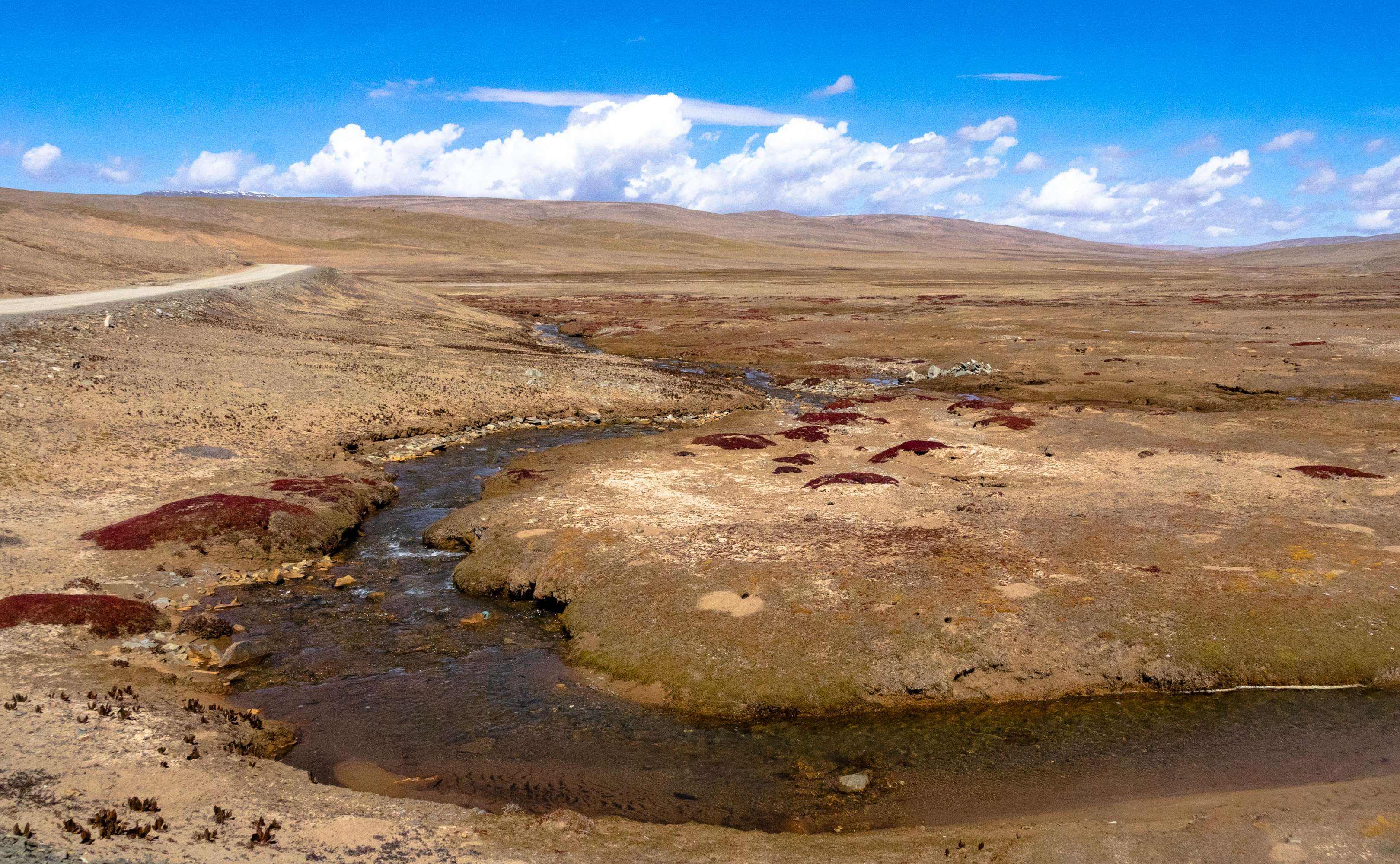 黄河的源头被找到,出水口仅有碗口大小,却为何禁止任何人靠近?