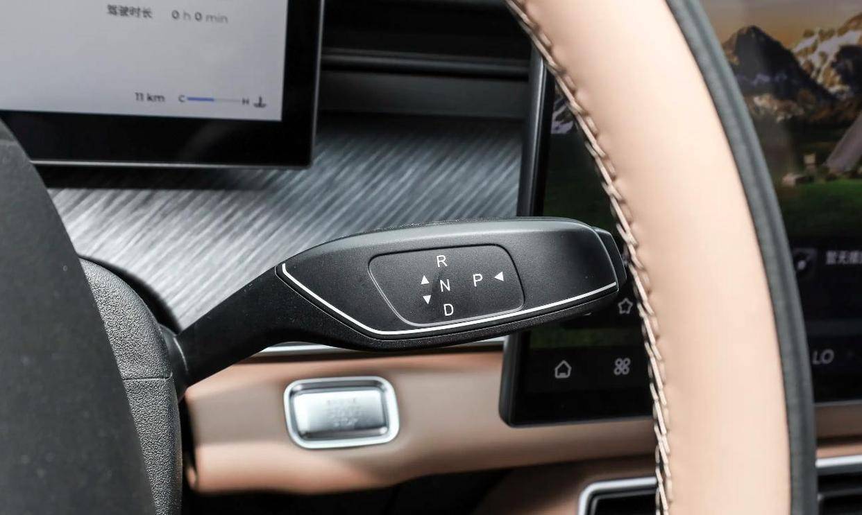 2.0T+8AT仅12.77万！奇瑞瑞虎8L长虹版上市，与星越L竞争