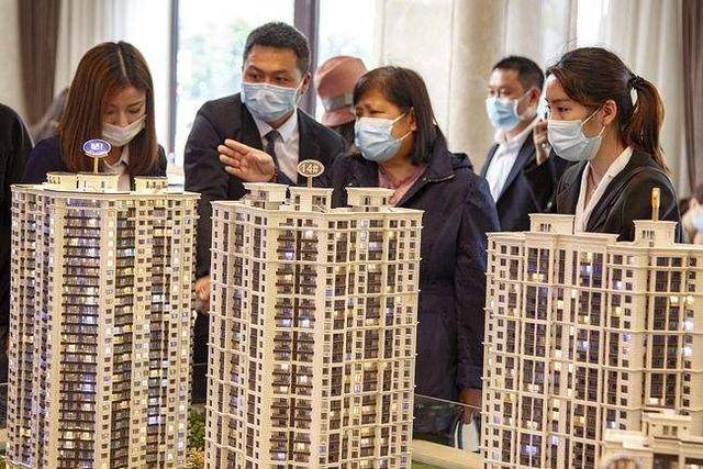 “穷买一楼，傻买顶楼”，这话准确吗？内行坦言：很多人都选错了