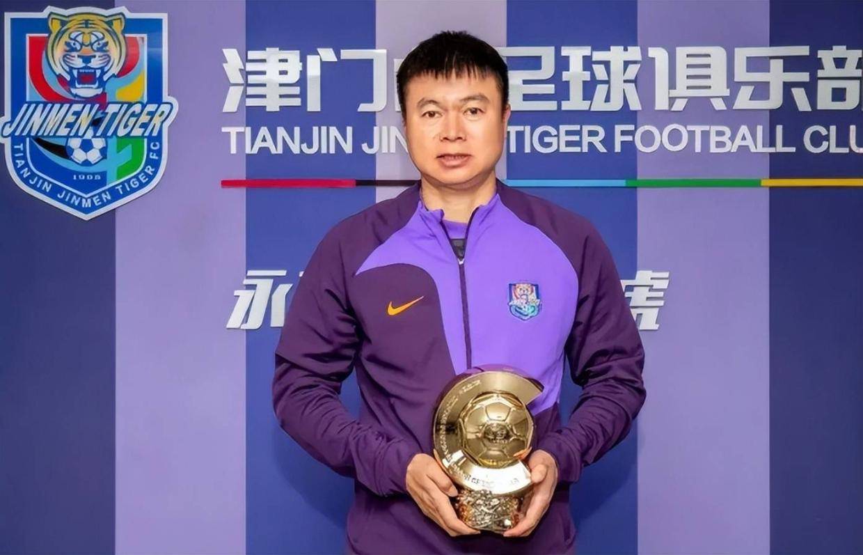 津门虎少帅将在7月份正式官宣下课！球员不舍送祝福，引发热议