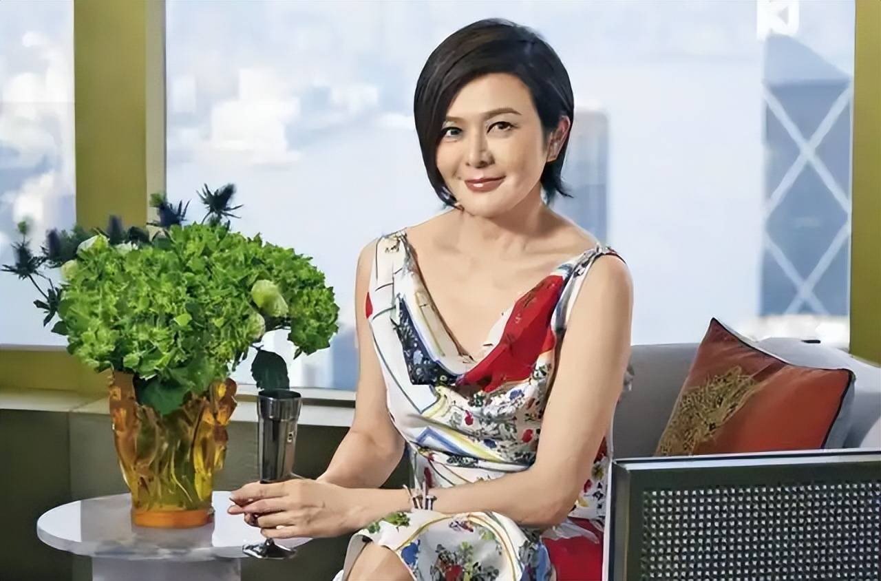 关之琳为什么那么爱钱 关之琳为什么那么爱钱