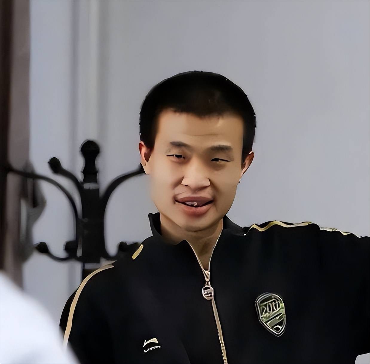 北大数学天才"韦神"开抖音号引热议网友:这才是真正的知识偶像