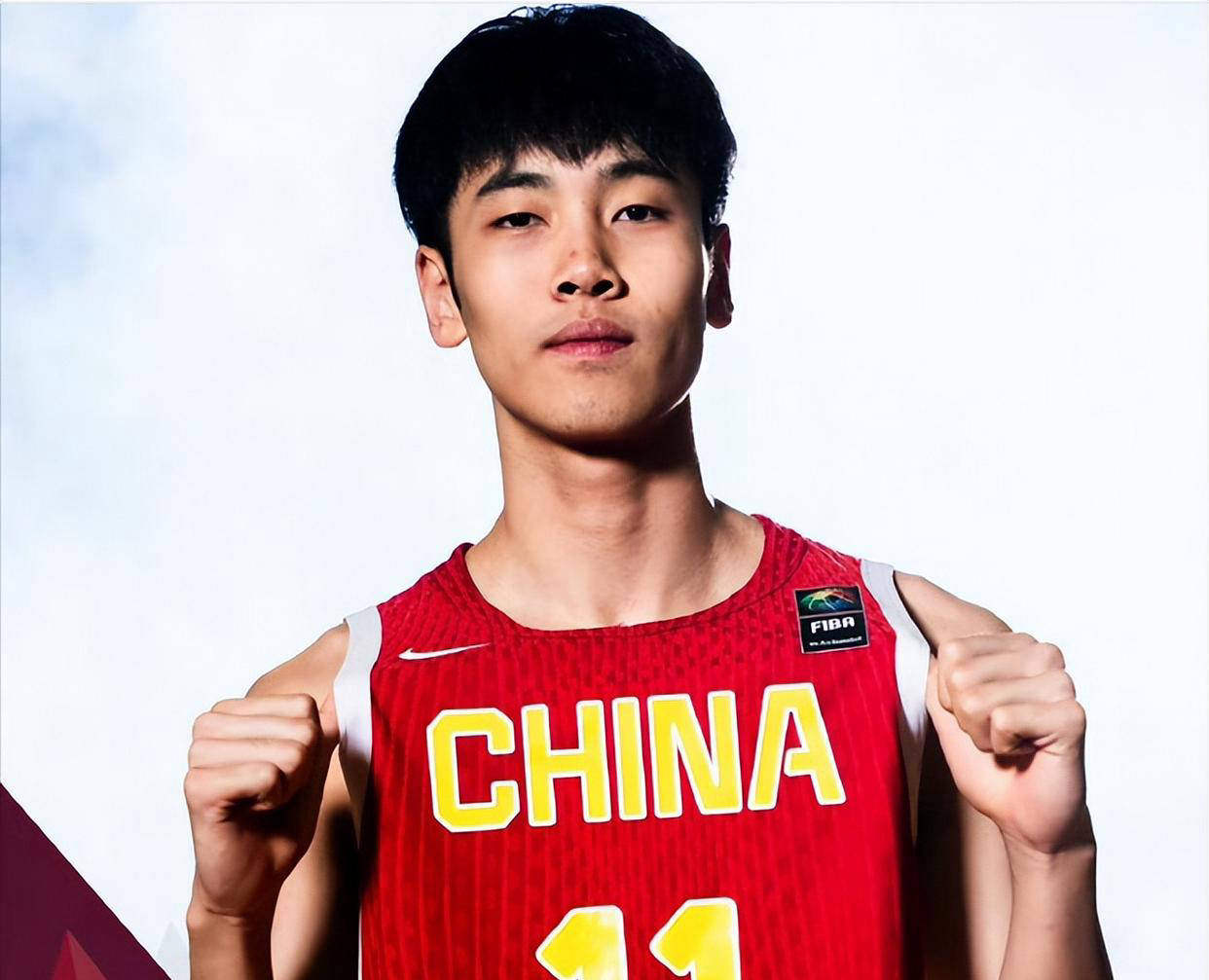 飘了！U19国青张博源：杨瀚森已登陆NBA，期望有朝一日也能加入