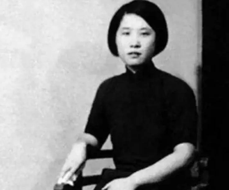 黄杰:杰出的女性领导,经历过三次婚姻,最终和开国元帅共度一生