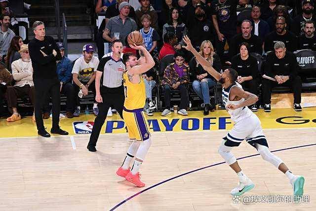 湖人三连签锁定艾顿+海斯！NBA第一防守大闸接近空降紫金军团