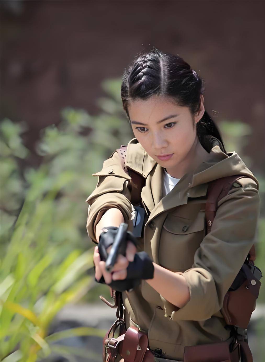 王珂谈抗战剧经典, 铿锵玫瑰耀银幕, 今朝烟火人间探新路