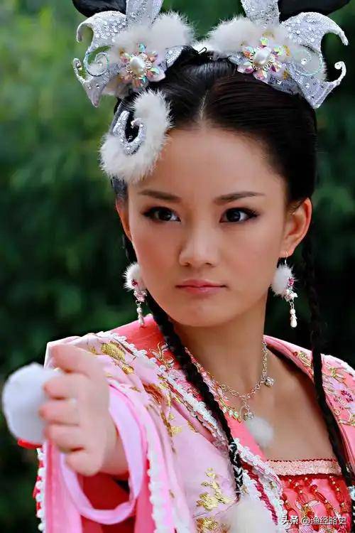 馨子:被嘲"最丑女主",现在39岁租房度日,却活成了人间清醒!