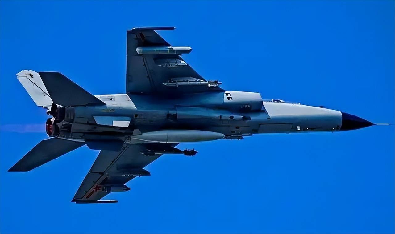 中日之间剑拔弩张,飞豹战机挂载实弹,丝毫不留情面!