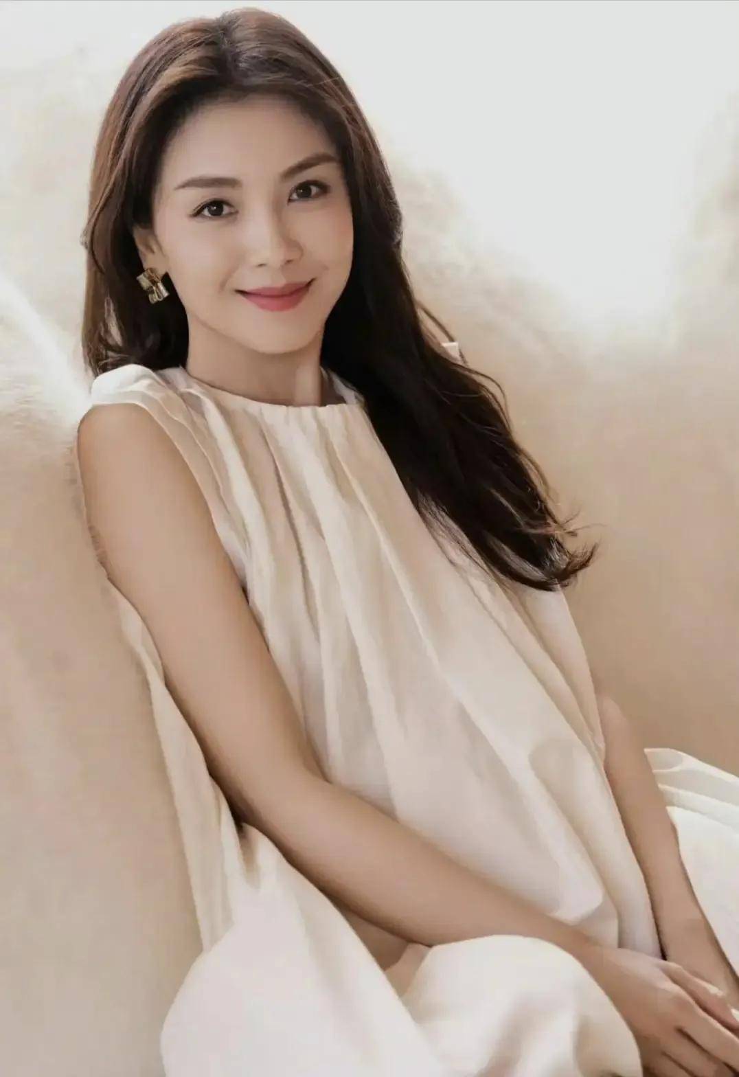 "国民媳妇"刘涛惊天丑闻曝光,女神崩盘!