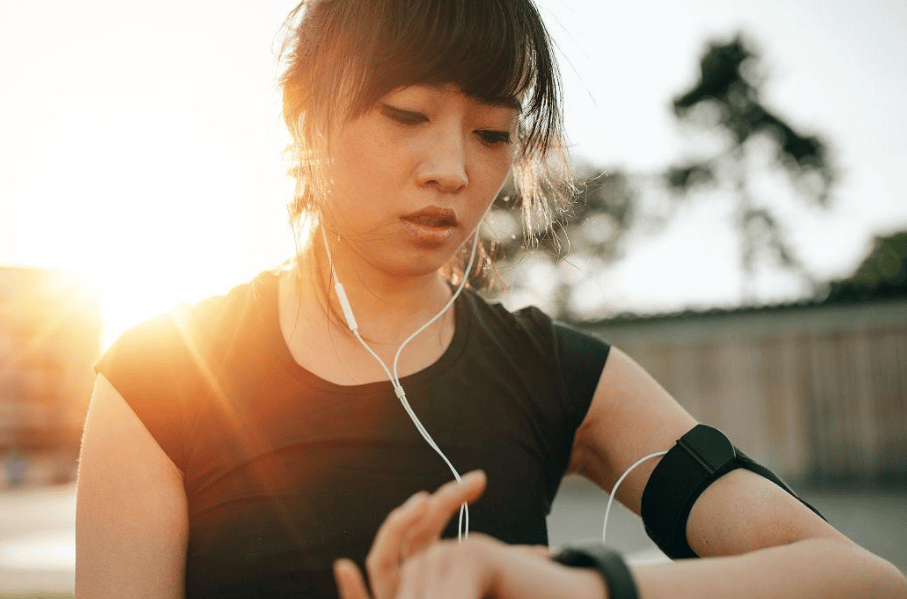 游泳耳机哪个牌子最好?2025高口碑畅销游泳耳机推荐出炉!