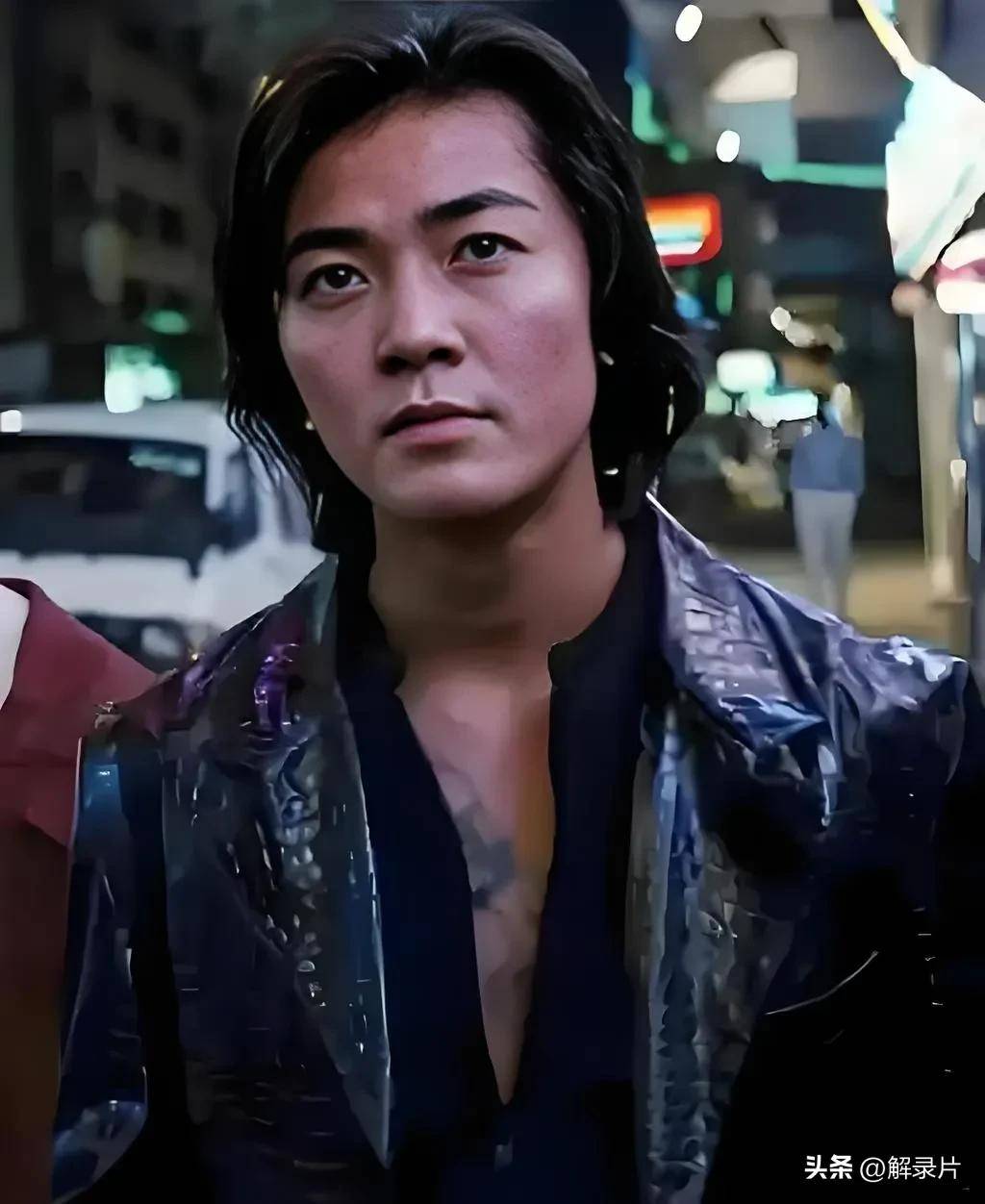 58岁郑伊健北美演唱会失误,这还是当年"浩南哥"吗?