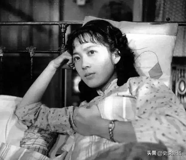 她当了三年知青，变成红极一时的影星，是80年代的全民偶像__她当了三年知青，变成红极一时的影星，是80年代的全民偶像
