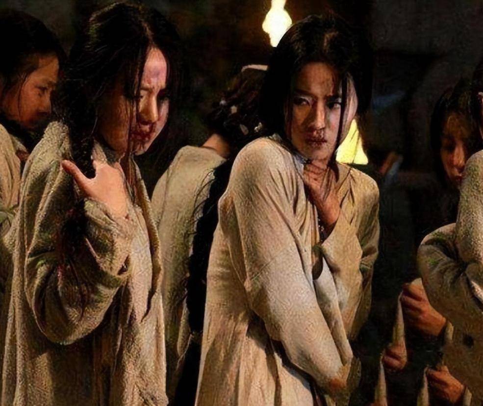 "一把梳子一壶水",古代的这种酷刑,几乎没有女犯人能熬得过去