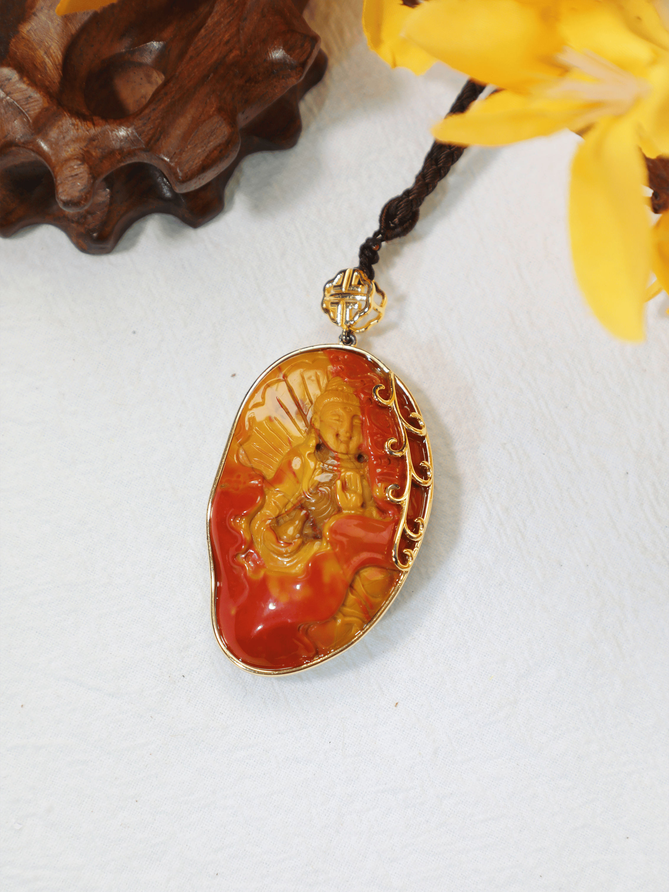 色艺双绝，灵韵天成——易氏珠宝战国红玛瑙欣赏