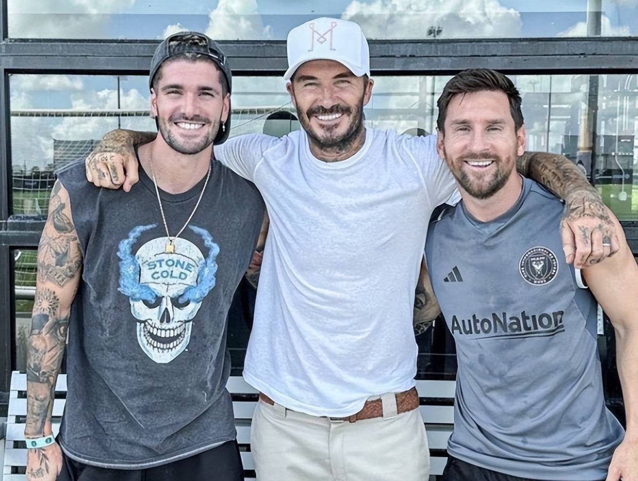 降薪600万投奔梅西,曝德保罗加盟迈阿密国际,3个特许名额已用尽