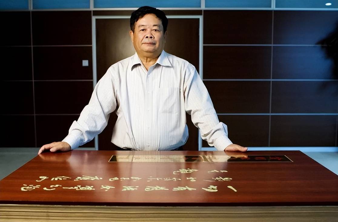 "玻璃大王"曹德旺:创业至今,我从未动用过哥哥的任何政治资源