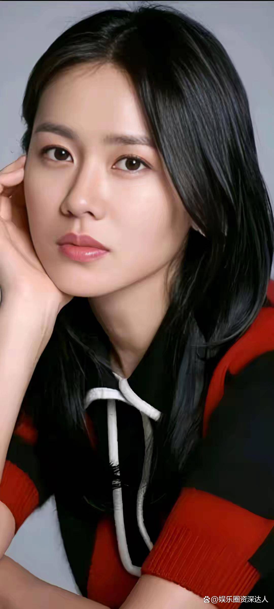 绝美佳人!孙艺珍,韩国娱乐圈的魅力女神,美貌与实力并存