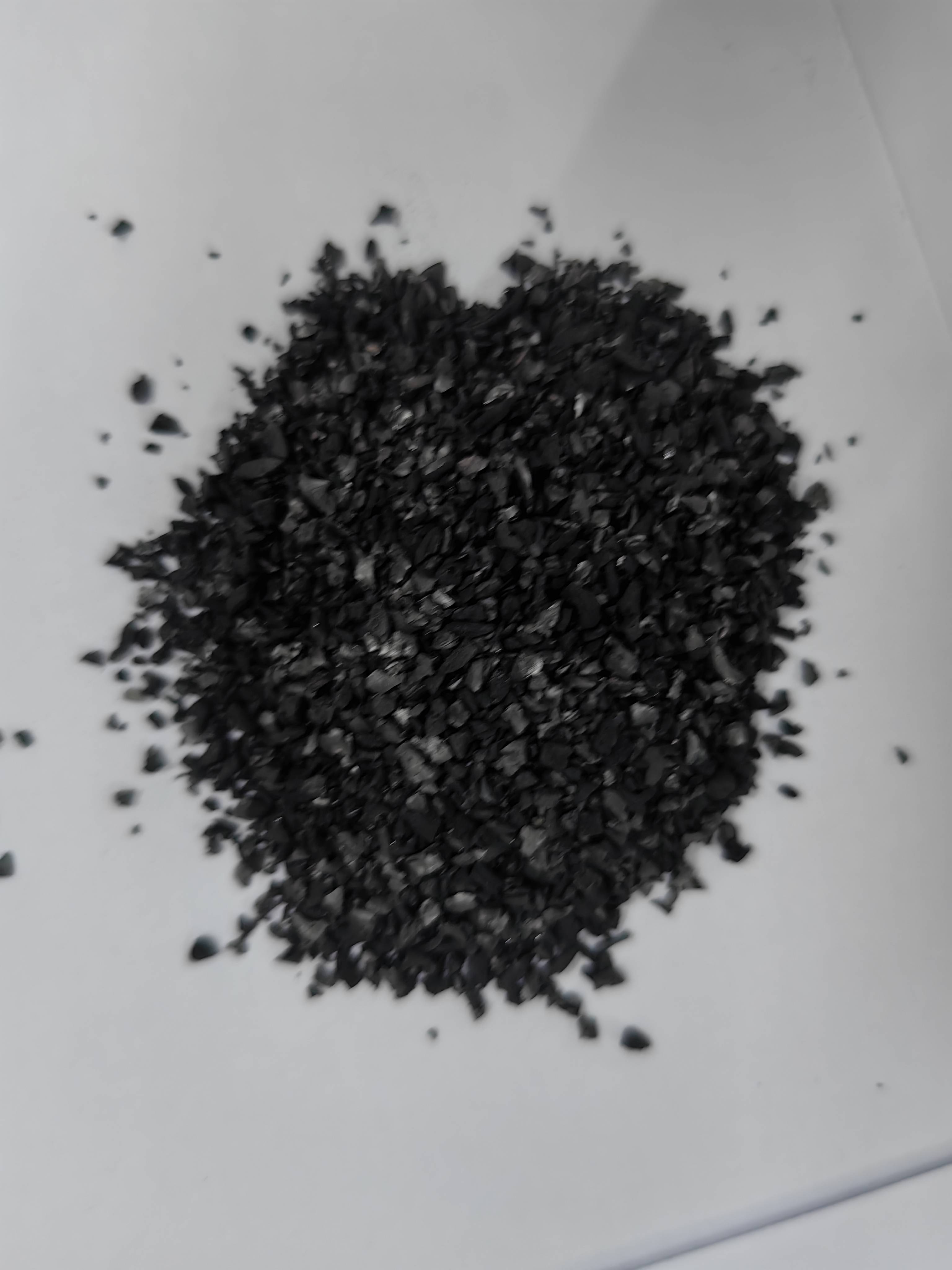 木质活性炭：改善空气质量的秘密武器