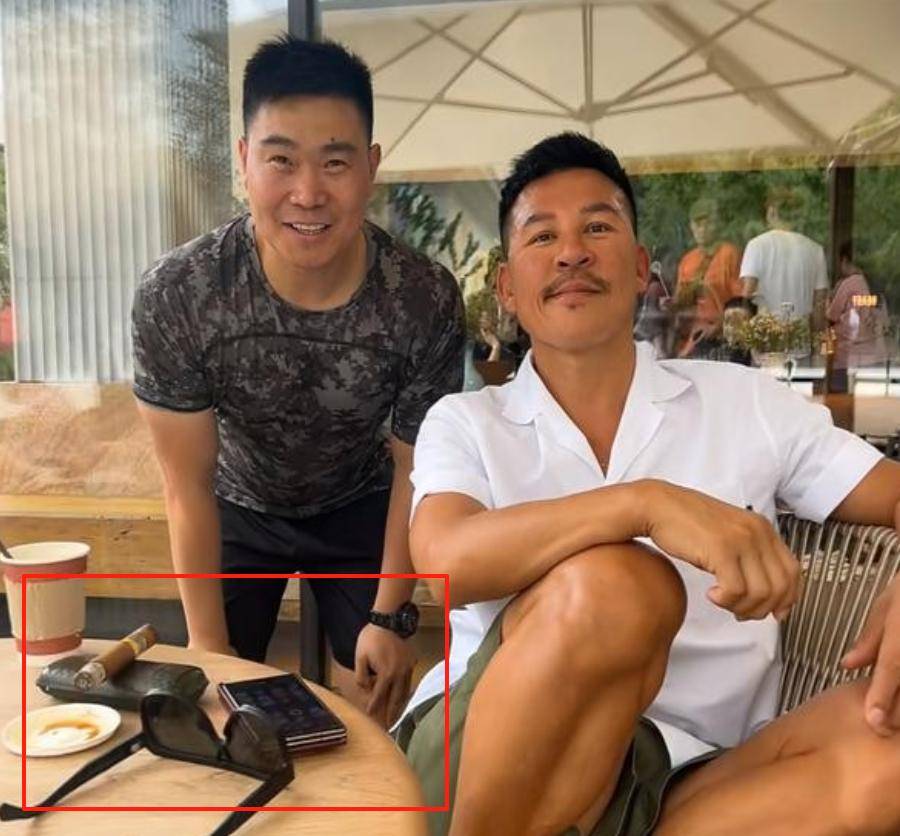 话说那时的释彦能,还是名为释行宇,作为少林寺第32代弟子,他与释永信