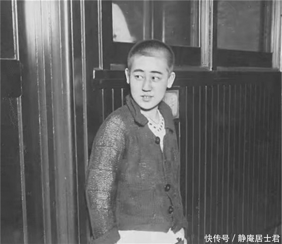 川岛芳子貌美无比?逮捕她的军统特工透露:全身有针孔,老婆子相