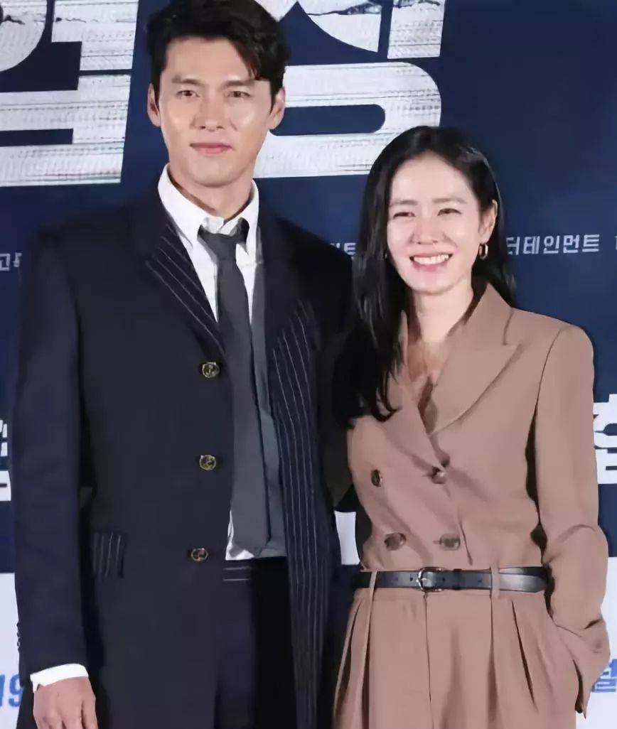 原创孙艺珍玄彬带儿子现身咖啡厅路人曝光甜豆长相大眼睛像个女孩