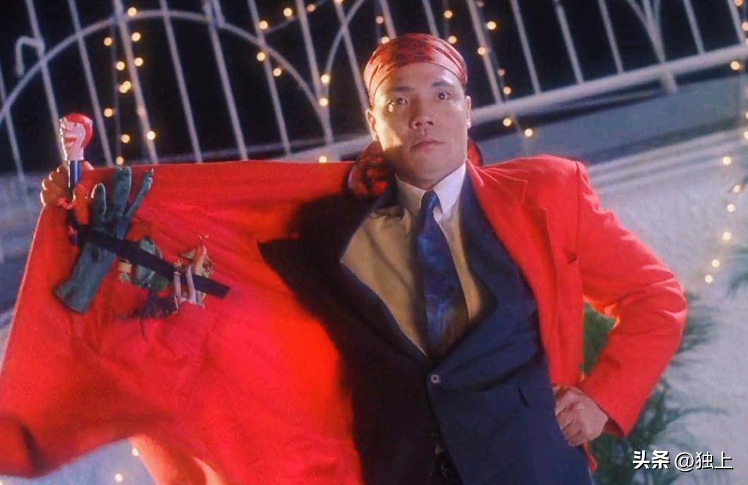 他戏里是"来福",戏外是江湖狠人,59岁酒吧卖唱老的认不出